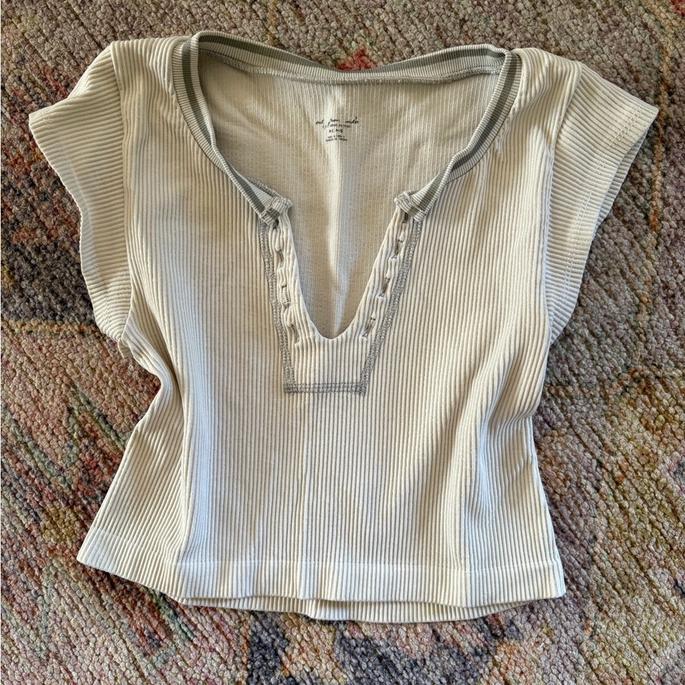Urban Outfitters Cream and Gray Ribbed short sleeve top
